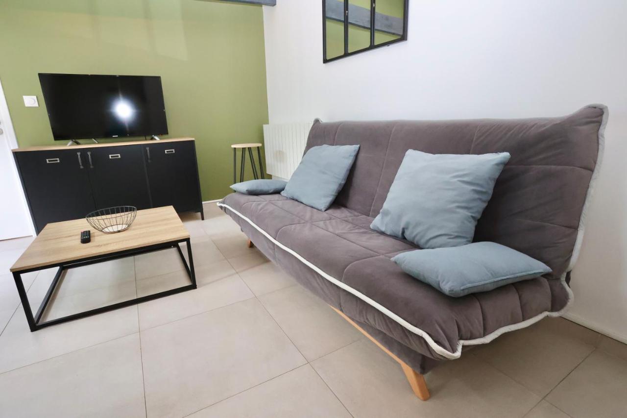 L'Atelier Et Sa Terrasse Apartment Pontivy Exterior photo